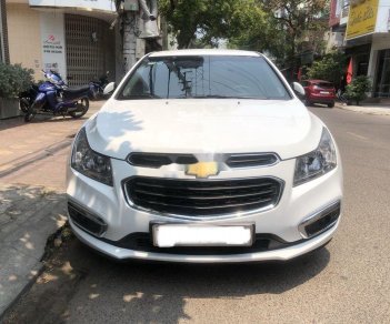 Chevrolet Cruze LT   2017 - Bán xe Chevrolet Cruze LT 2017, màu trắng số sàn, giá 375tr