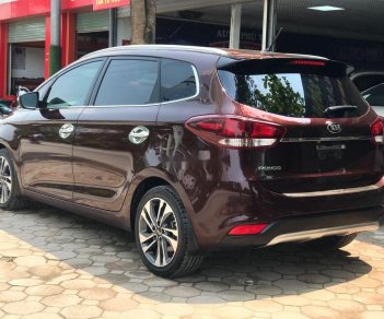 Kia Rondo   2.0   2017 - Cần bán xe Kia Rondo 2.0 đời 2017, màu đỏ xe gia đình