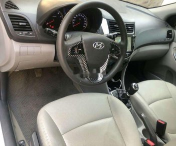 Hyundai Accent    2012 - Bán xe Hyundai Accent sản xuất 2012, nhập khẩu nguyên chiếc 