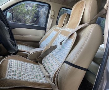 Ford Everest   2010 - Bán Ford Everest năm 2010, màu bạc, chính chủ