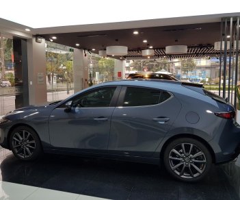 Mazda 3 2019 - Siêu khuyến mãi giảm giá chiếc xe Mazda 3 1.5 Sport Deluxe đời 2020, giao xe nhanh