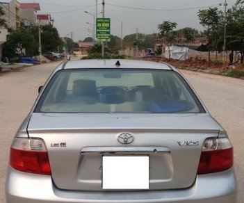 Toyota Vios 2005 - Bán Toyota Vios sản xuất năm 2005, màu bạc, giá tốt