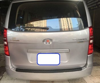 Hyundai Starex 2017 - Cần bán xe Hyundai Starex năm 2017, màu bạc, nhập khẩu nguyên chiếc đã đi 80.000km, giá chỉ 745 triệu