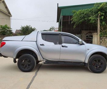 Mitsubishi Triton   2014 - Bán  Mitsubishi Triton đời 2014, màu trắng, nhập khẩu