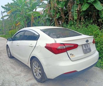 Kia K3    2015 - Bán Kia K3 sản xuất năm 2015, màu trắng