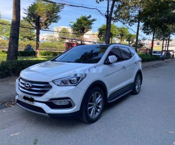 Hyundai Santa Fe   2018 - Bán Hyundai Santa Fe năm sản xuất 2018, màu trắng