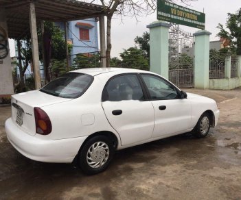 Daewoo Lanos 2001 - Cần bán xe Daewoo Lanos năm sản xuất 2001, màu trắng còn mới, 50 triệu