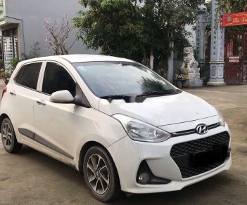 Hyundai Grand i10 2017 - Bán Hyundai Grand i10 1.2 AT năm sản xuất 2017, màu trắng