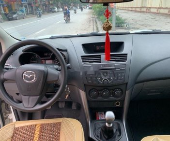 Mazda BT 50   2016 - Bán Mazda BT 50 đời 2016, màu trắng, xe nhập, số tự động