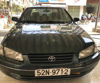 Toyota Camry    1997 - Cần bán Toyota Camry năm 1997, màu đen, nhập khẩu  