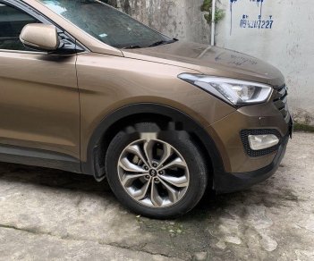 Hyundai Santa Fe   2015 - Bán Hyundai Santa Fe năm sản xuất 2015, màu nâu chính chủ giá cạnh tranh