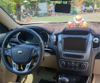 Kia Sorento 2019 - Bán Kia Sorento sản xuất 2019, màu trắng, giá 750tr