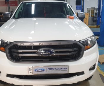 Ford Ranger XLS AT 2018 - Cần bán Ford Ranger XLS AT đời 2018, màu trắng, nhập khẩu nguyên chiếc