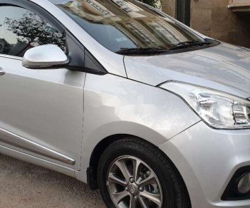 Hyundai Grand i10   2015 - Bán Hyundai Grand i10 đời 2015, màu bạc, nhập khẩu 