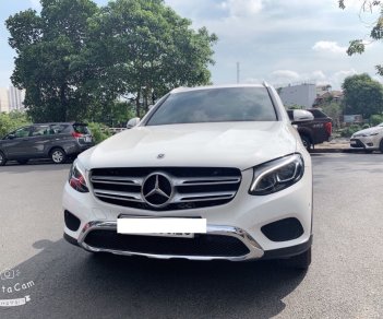 Mercedes-Benz GLC-Class 2019 - Bán nhanh giá ưu đã với chiếc Mercedes-Benz GLC 200 đời 2020, màu trắng