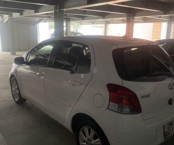 Toyota Yaris 2012 - Cần bán gấp Toyota Yaris 2012, màu trắng, xe nhập