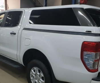 Ford Ranger XLS AT 2018 - Cần bán Ford Ranger XLS AT đời 2018, màu trắng, nhập khẩu nguyên chiếc