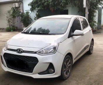 Hyundai Grand i10 2017 - Bán Hyundai Grand i10 1.2 AT năm sản xuất 2017, màu trắng