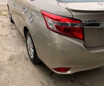 Toyota Vios 2017 - Bán Toyota Vios  1.5 MT sản xuất 2017 số sàn