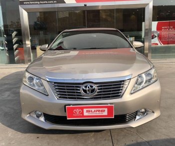 Toyota Camry   2.5Q 2014 - Bán xe Toyota Camry 2.5Q sản xuất năm 2014 số tự động, 790 triệu