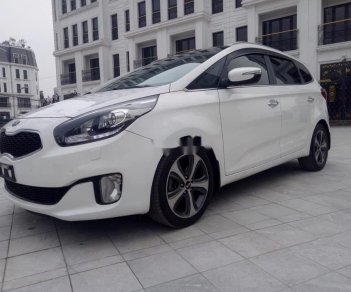 Kia Rondo 2016 - Cần bán gấp Kia Rondo GATH năm sản xuất 2016, màu trắng, giá chỉ 586 triệu