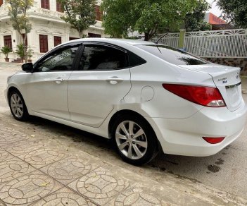 Hyundai Accent Blue   2016 - Bán xe Hyundai Accent Blue 2016, màu trắng, nhập khẩu số sàn giá cạnh tranh