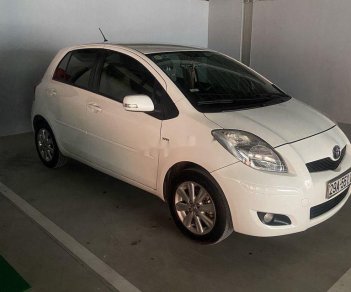 Toyota Yaris 2012 - Cần bán gấp Toyota Yaris 2012, màu trắng, xe nhập