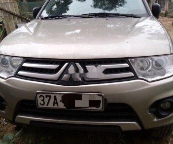 Mitsubishi Pajero Sport 2016 - Cần bán xe Mitsubishi Pajero Sport sản xuất 2016, giá 400tr