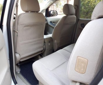 Toyota Innova 2015 - Bán ô tô Toyota Innova sản xuất 2015, màu bạc