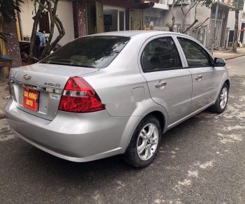 Chevrolet Aveo 2014 - Cần bán lại xe Chevrolet Aveo đời 2014, màu bạc chính chủ, 285tr