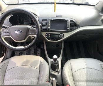 Kia Morning 2017 - Bán nhanh với giá thấp chiếc xe  Kia Morning MT đời 2018, màu bạc, giao xe nhanh