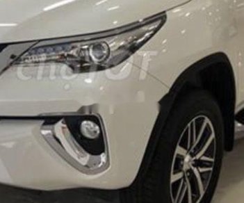Toyota Fortuner 2017 - Bán ô tô Toyota Fortuner đời 2017, màu trắng, giá tốt