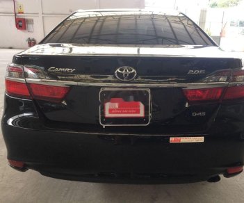 Toyota Camry 2016 - Bán Toyota Camry 2.0E AT sản xuất 2016, màu đen, 820tr