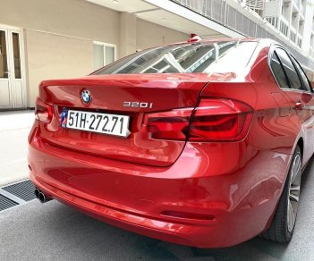 BMW 3 Series   2016 - Cần bán lại xe BMW 320i năm 2016, màu đỏ, giá 988 triệu