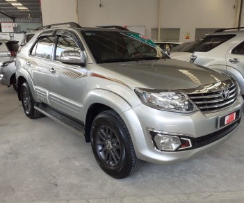 Toyota Fortuner 2.7V 2013 - Bán giá thấp với chiếc Toyota Fortuner 2.7V đời 2013, màu bạc, giao nhanh