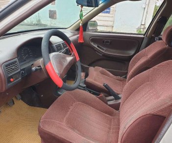 Nissan Sunny   1990 - Bán Nissan Sunny sản xuất 1990, màu trắng, nhập khẩu, số sàn, giá tốt