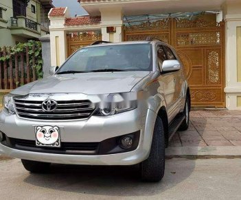 Toyota Fortuner 2013 - Bán Toyota Fortuner AT đời 2013, màu bạc số tự động, 495 triệu