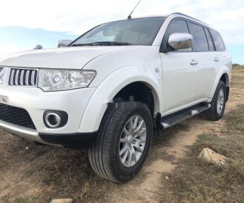 Mitsubishi Pajero Sport 2014 - Bán xe Mitsubishi Pajero Sport đời 2014, màu trắng số tự động, giá chỉ 668 triệu