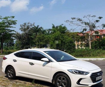 Hyundai Elantra 2017 - Cần bán xe Hyundai Elantra 2017, màu trắng, nhập khẩu chính chủ