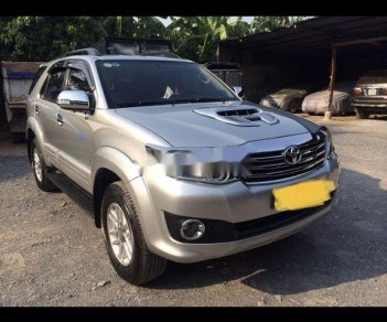 Toyota Fortuner 2013 - Bán Toyota Fortuner MT năm sản xuất 2013 số sàn