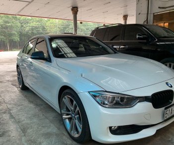 BMW 3 Series   2012 - Bán xe cũ BMW 320i sản xuất năm 2012, xe nhập