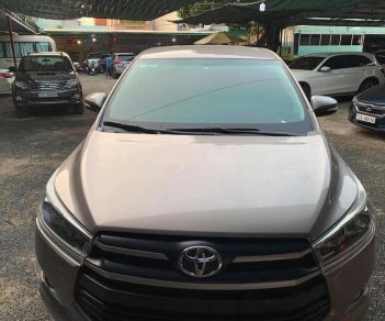 Toyota Innova   2017 - Bán xe Toyota Innova năm sản xuất 2017, màu xám