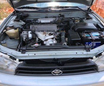 Toyota Camry   1993 - Bán xe Toyota Camry sản xuất năm 1993, màu bạc, nhập khẩu 