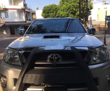 Toyota Hilux 2010 - Bán Toyota Hilux đời 2010, nhập khẩu nguyên chiếc chính chủ