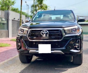 Toyota Hilux 2019 - Bán xe Toyota Hilux 2.8G năm 2019, màu đen, nhập khẩu