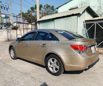 Chevrolet Cruze 2010 - Bán Chevrolet Cruze LTZ 1.8 AT 2010, màu vàng, xe nhập, giá chỉ 285 triệu