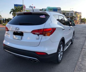 Hyundai Santa Fe 2015 - Bán Hyundai Santa Fe 2.2 AWD CRDi năm 2015, màu trắng giá cạnh tranh