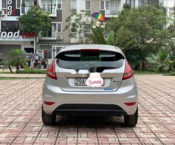 Ford Fiesta   2011 - Bán Ford Fiesta đời 2011, màu bạc, giá chỉ 290 triệu