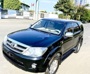 Toyota Fortuner 2008 - Cần bán gấp Toyota Fortuner AT đời 2008, màu đen, nhập khẩu nguyên chiếc số tự động, giá 385tr