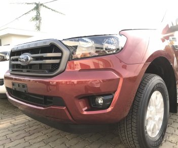 Ford Ranger XLT AT 2020 - Ưu đãi ngập tràn, khi mua Ford Ranger XLT AT đời 2020, màu đỏ, nhập khẩu